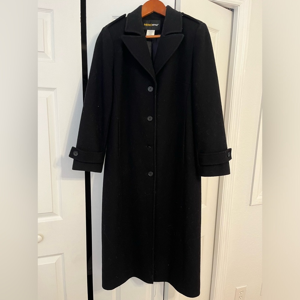 Brand Metro Style. Women’s Wool Coat Long. Size 6P